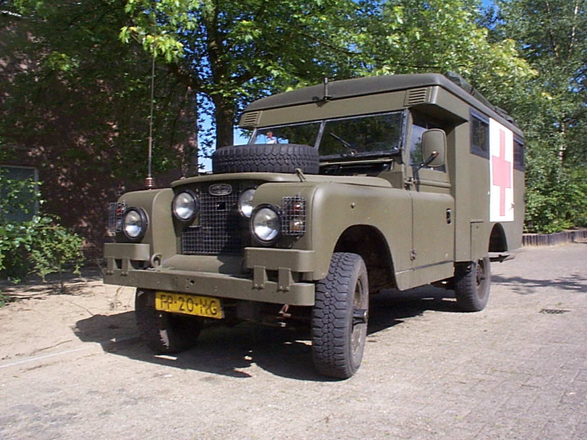 IWEMA enterprise, Land Rover 109 SII A ambulance on LPG